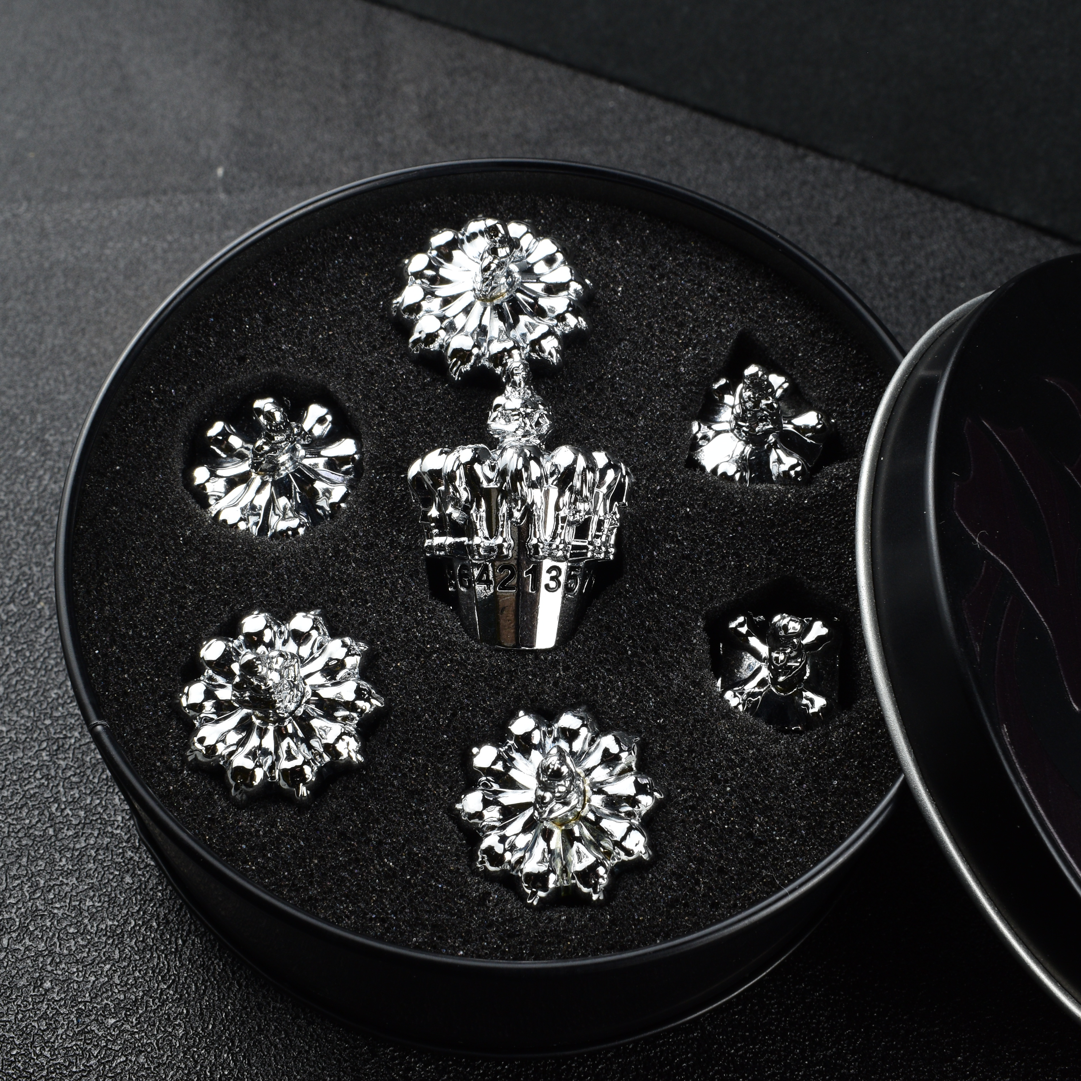 Bright Silver and Black Centaur Set