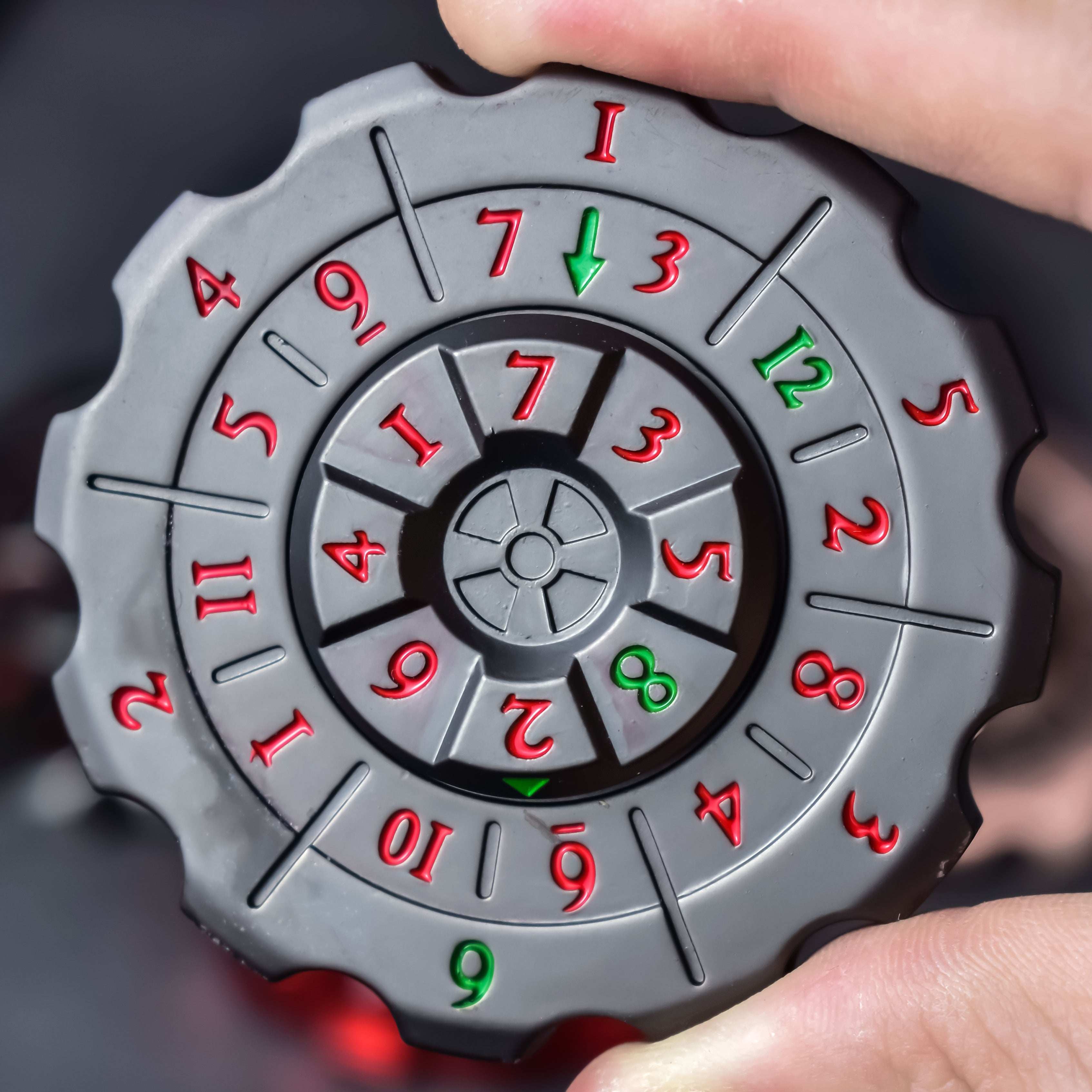 Blood Strain 2-in-1 DND Dice & Fidget Spinner - RULE DICE